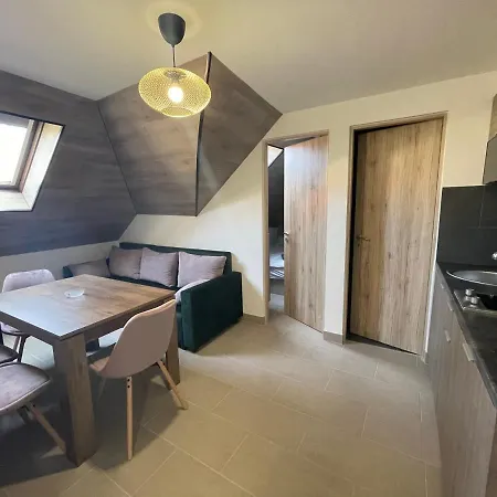 Smeraldo Apartment